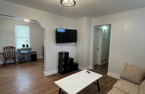 St. Louis House | Charming 1-bedroom with WiFi, AC in awesome St. Louis