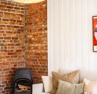 Grunerlokka Apartment | Charming 1800s Apt w Fireplace and Free parking