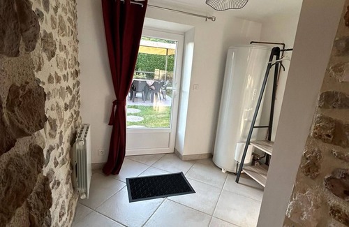 Nohant-Vic Cottage | Charming 1864 Stone House with Garden, Near George Sand's Estate, 10 min from La Châtre