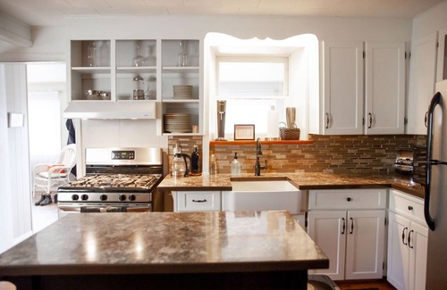 Prince Edward House | Charming 1866 schoolhouse in the heart of the County - free Sandbanks Pass