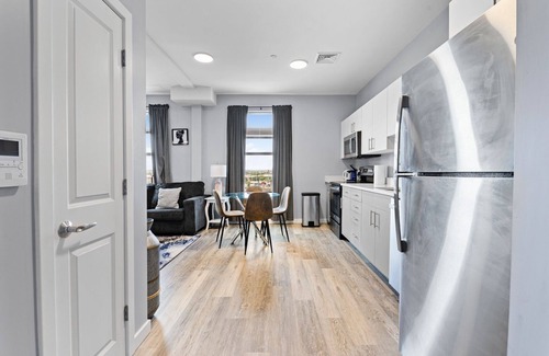 Everett Apartment | Charming 1BR Near Encore 8744