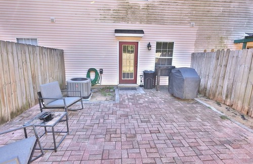 Fort Walton Beach House | Charming 2-bedroom townhome with AC and WiFi in wonderful Fort Walton Beach