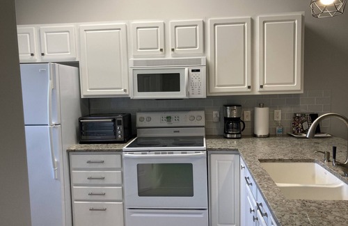Charlevoix Condo | Charming 2 Bed, 2 Bath Charlevoix Condo