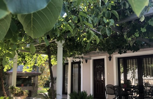 Agia Marina House | Charming 2-bed House in Kallithea