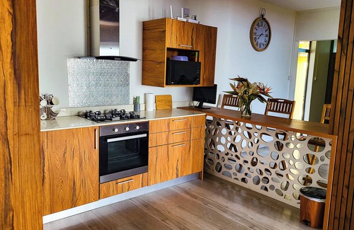 Bois des Amourettes Villa | Charming 2-bedroom villa with WiFi, AC in pleasant Vieux Grand Port