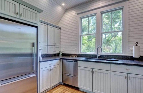 Keepers Landing House | Charming 2 Bedroom near desirable East Beach! Shoals club available n