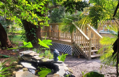 Anclote River Acres House | Charming 2-bedroom house with pool and wildlife.