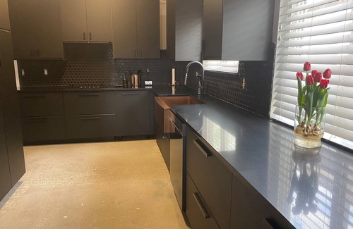 Winter Springs House | Charming 2-bedroom house with AC, WiFi in welcoming Winter Springs
