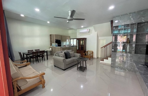Kota Kinabalu Villa | Charming 2-bedroom Pool Villa with Swimming Pool & Gym Right At Your Front