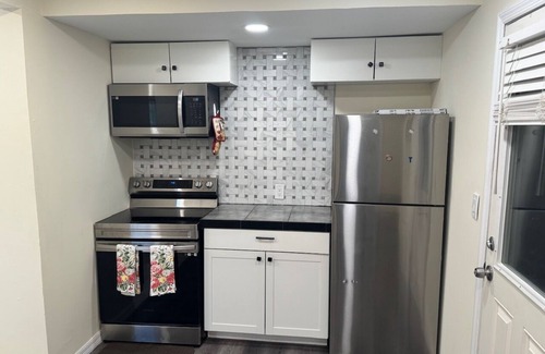 St. Petersburg - Clearwater House | Charming 2-bedroom Bungalow close to downtown St. Petersburg