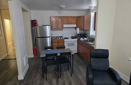 North and East House | Charming 2-Bedroom, 2-Bath Home in the Heart of Richmond