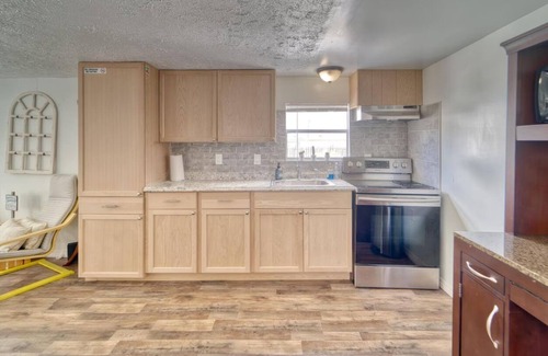 Southside Rural Community House | Charming 2-bedroom 2-full bath home with fishing dock, kayaks, WiFi, AC and more