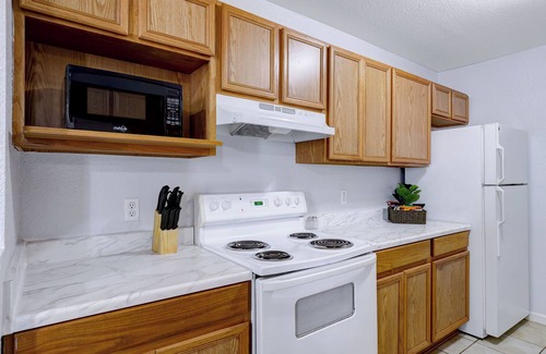 North San Antonio - SAT Apartment | Charming 2-bedroom apartment with WiFi and AC in delightful San Antonio