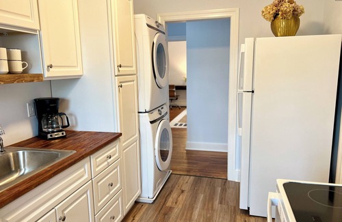 Bethlehem Apartment | Charming 2-bedroom apartment with AC and WiFi in enchanting Historic Bethlehem