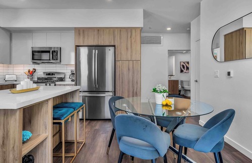 Santa Ana Apartment | Charming 2-bedroom apartment with AC, fitness room in tranquil Santa Ana