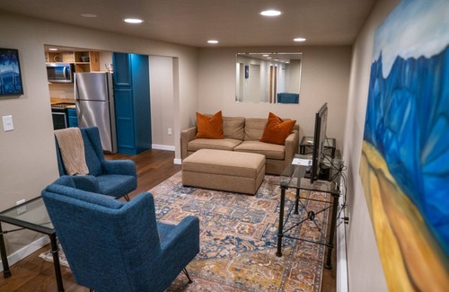 Bozeman Apartment | Charming 2-Bedroom Apartment – Minutes to Downtown & MSU!