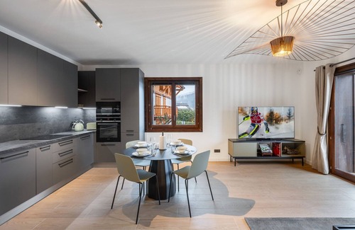 Demi-Quartier Apartment | Charming 2-Bedroom Apartment Near Ski Lifts in Megève