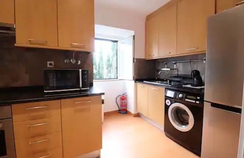 Santa Isabel Apartment | Charming 2-bedroom apartment with AC, WiFi in marvelous Lisboa