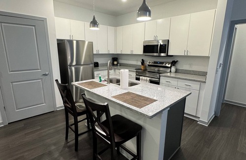 Tuttle West Apartment | Charming 2-bedroom apartment with fitness room, WiFi in brilliant Dublin.