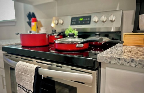 Durant Apartment | Charming 2-bedroom apartment in Durant with AC, WiFi