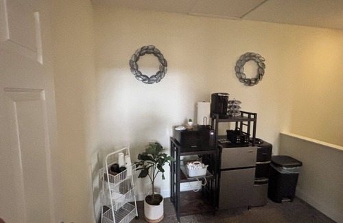 Putnam Apartment | Charming 2-bedroom apartment in welcoming Putnam