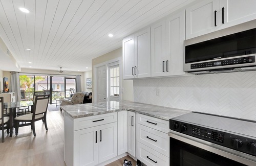 Stuart Condo | Charming 2-Bedroom Apartment fully renovated in peaceful Stuart