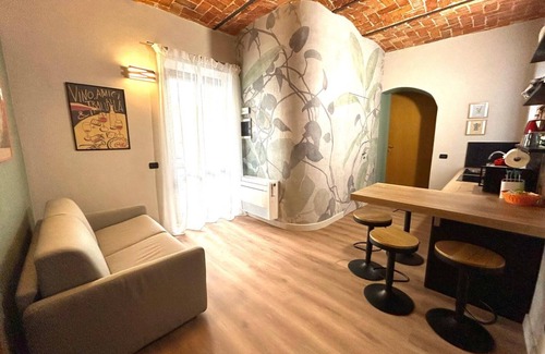 Alba Apartment | Charming 2-bedroom apartment in wonderful Alba with AC, WiFi and private carpark