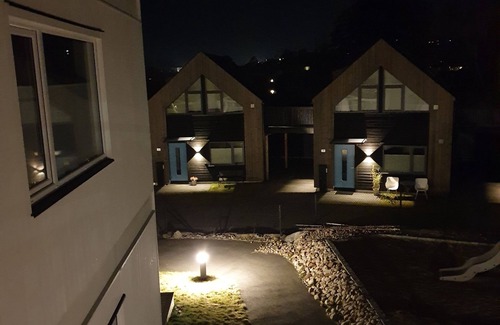 Ny Hellesund Apartment | Charming 2-bedroom apartment in fabulous Åros with WiFi