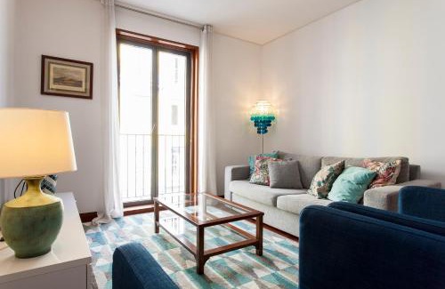 Santos Apartment | Charming 2-Bedroom Apartment in the City Centre