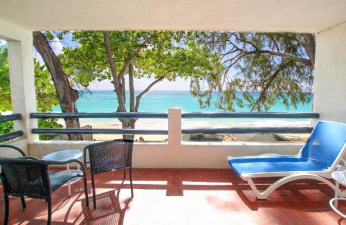 Worthing Apartment | Charming 2 bedroom apt on gorgeous quiet beach - Sea Star 3 apts by Bluescape