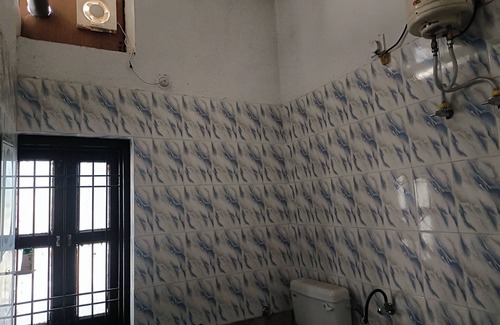 Jhunjhunu Bed & Breakfast | Charming 2-bedroom B&B with WiFi, AC in welcoming Jhunjhunu