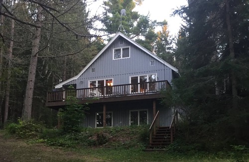Lutsen Cabin | Charming 2-bedroom cabin in peaceful Lutsen with WiFi