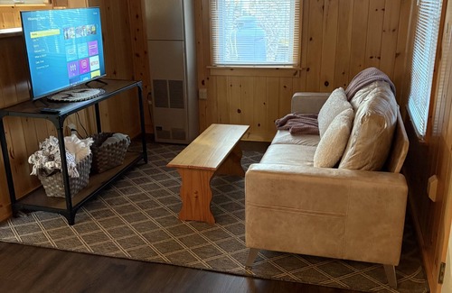 Old Forge Cottage | Charming 2-bedroom cottage within walking distance of the lake and all the shops