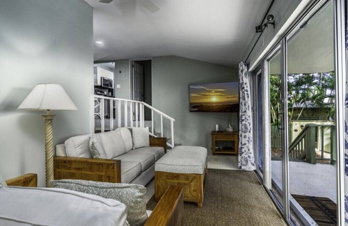 Mafolie Cottage | Charming 2 bedroom Condo in Gated Neighborhood!