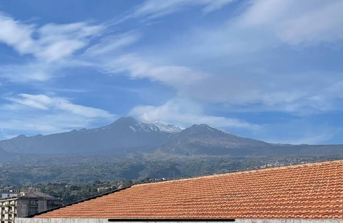 Coste Condo | Charming 2-bedroom condo suites with WiFi, AC in brilliant Giarre