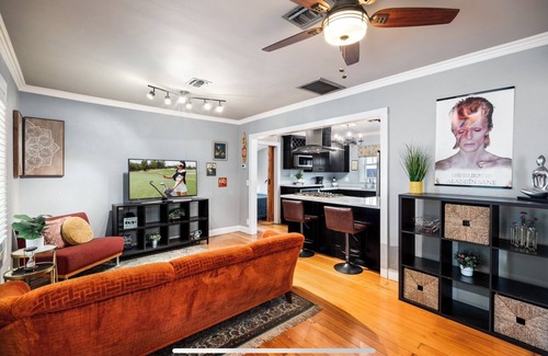 Glendale Cottage | Charming 2-Bedroom Cottage in Glendale with WiFi and AC