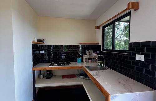 Manzanillo House | Charming 2-bedroom house in delightful Manzanillo with AC