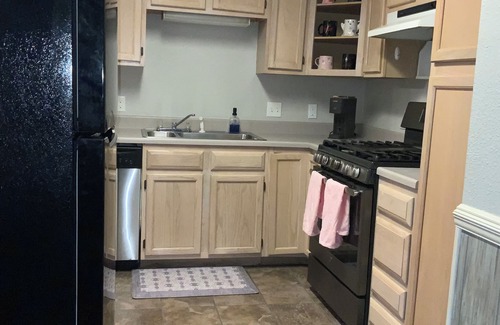 Fort Smith House | Charming 2-bedroom house in amazing Fort Smith with AC, WiFi