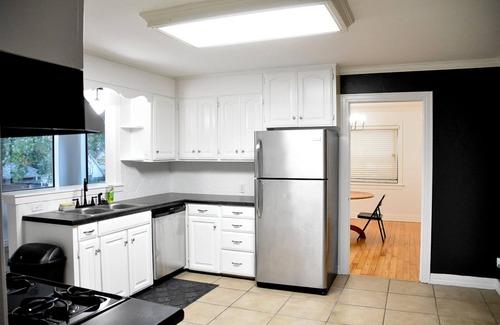 Fort Smith House | Charming 2-bedroom house in Fort Smith with lots of space, parking, and WiFi