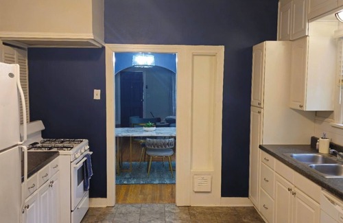 Highland Historic District House | Charming 2-bedroom house near downtown shreveport and bossier city.