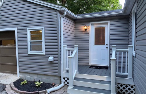 Wilmington House | Charming 2 Bedroom House on Wayne