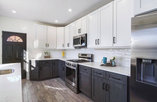 Wilmington House | Charming 2-bedroom house with WiFi, AC in marvelous Wilmington