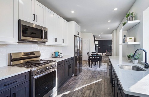 Wilmington House | Charming 2-bedroom house with WiFi, AC in marvelous Wilmington