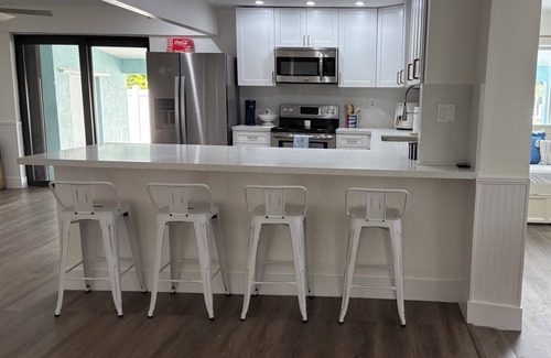 Cross Key Waterways House | Charming 2-bedroom house with WiFi and AC in Key Largo