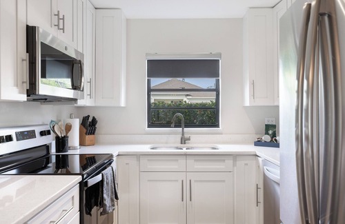 Sebastian Highlands House | Charming 2-bedroom house in superb Sebastian with AC, WiFi