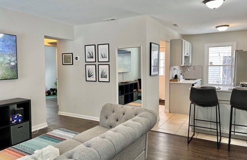 Ferndale House | Charming 2-bedroom house with AC, fitness room in enjoyable Ferndale