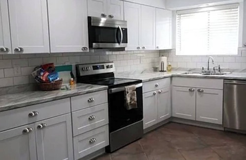Sun City House | Charming 2-bedroom house in fabulous Sun City 55+ community