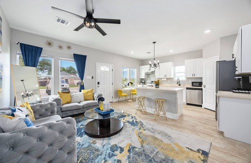 Southeast Houston House | Charming 2-bedroom house Near Downtown