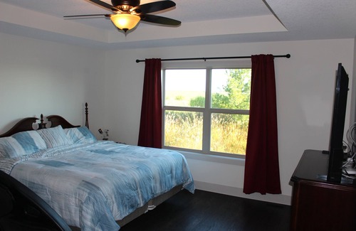 Ankeny House | Charming 2-bedroom house in serene Ankeny with fitness room, WiFi