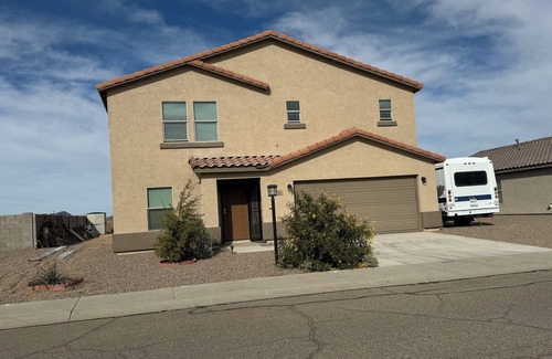 Kingman House | Charming 2-bedroom in a 3 bedrooms house in excellent Kingman with WiFi, AC